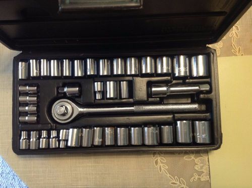 Allied Tools 86078W Mechanic Socket Set  40-Piece;With Case