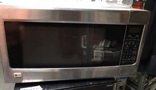 Lg counter top microwave oven household for sale