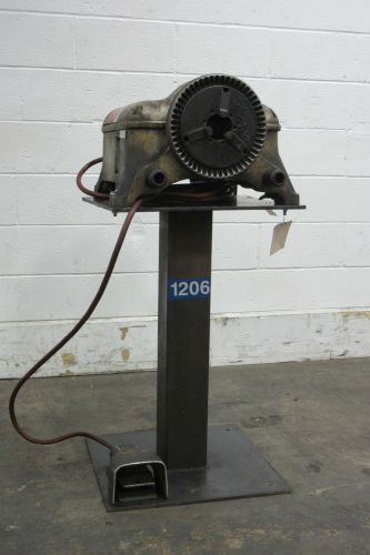 Rigid Electric Power Pipe Threading Machine - Used - AM14956