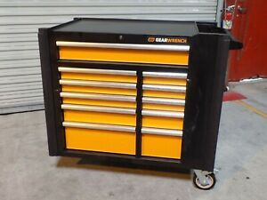 Gearwrench Mobile Work Station 11 Drawer Roller Cabinet Tool Box 83169 Damaged
