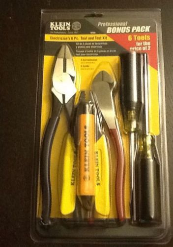 Klein Tools 6 Piece Electrician’s Tool and Test Kit