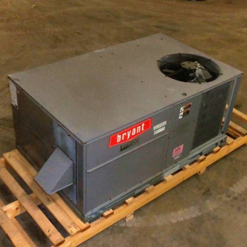 BRYANT LEGACY LINE HEATING AND COOLING SYSTEMS ROOFTOP UNIT 580JJ05A115A2A0AAA