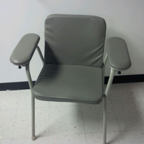 Phlebotomy, Blood Drawing Chair near perfect condition!!