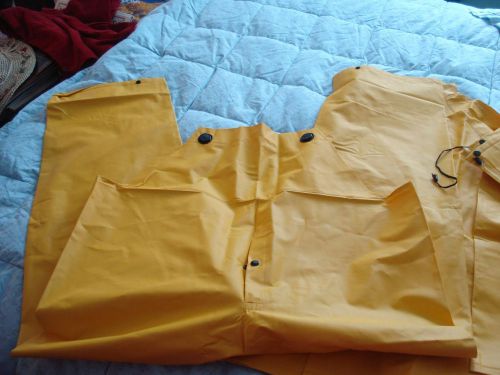 Vale Ware 2XL Yellow PVC Rainsuit 2 piece overalls-jacket &amp; hood NEW