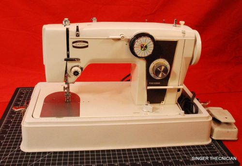 Heavy duty industrial strength sewing machine - all steel - upholstery - denim for sale