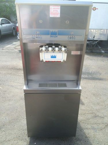 2006 Taylor 8756 Soft Serve Frozen Yogurt Ice Cream Machine Warranty 3Ph Air