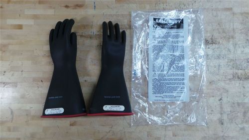 Salisbury e114rb/7 class 1 size 7 black natural rubber electrical gloves for sale