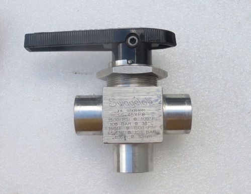 Swagelok 1/2&#034; stainless steel 3 way ball valve ss-45xf8 for sale