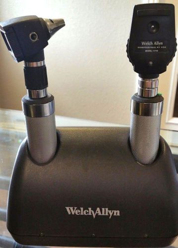 Welch allyn desk charger, withjopthalmoscope, otoscope  excellent! for sale