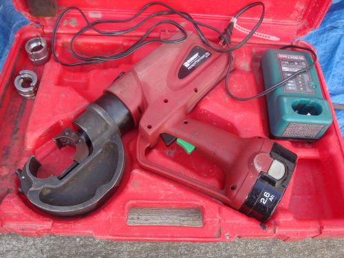 Burndy pat750xt-18v patriot 12 ton hydraulic battery crimper crimping tool for sale