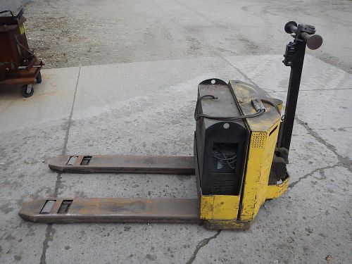 Yale electric pallet jack, 4,000 lb. capacity w/ 110v on board charging system for sale