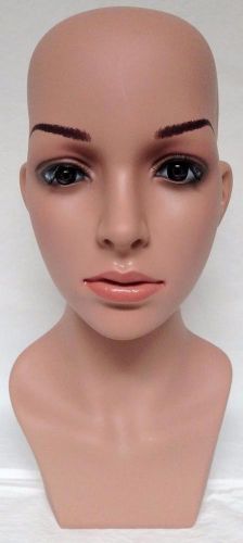 UNBRANDED MANNEQUIN HEAD &amp; STAND - RETAIL HATS / WIGS / SCARVES (B)