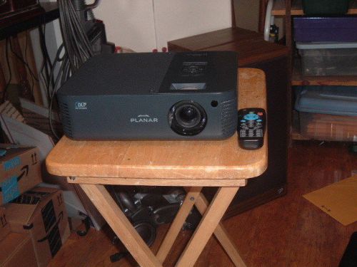Planar PR3010 Projector and carrying bag