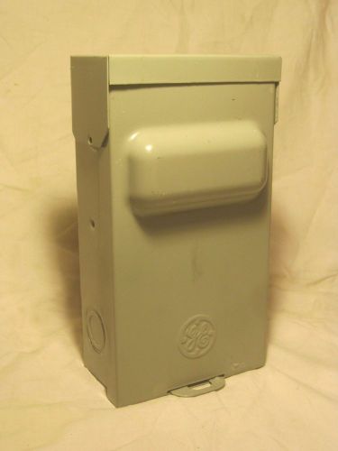 Ge tf60rcp 60a 2p fuse disconnect metal box for sale