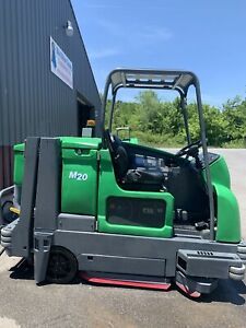 Tennant M20 sweeper/scrubber L.P. Totally Serviced Mitsubishi ENG.only 482 Hrs.