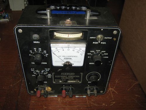 1 pc Foxboro 8121 Electronic Consotrol Calibrator, Used