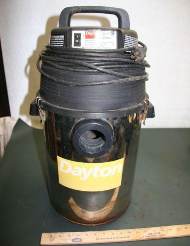 Dayton 6 gallon wet/dry vacuum 4z663 for sale