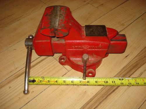 Craftsman 4&#034; bench vise - swivel base - extends out  5 1/2 &#034; - priced 2 sell for sale