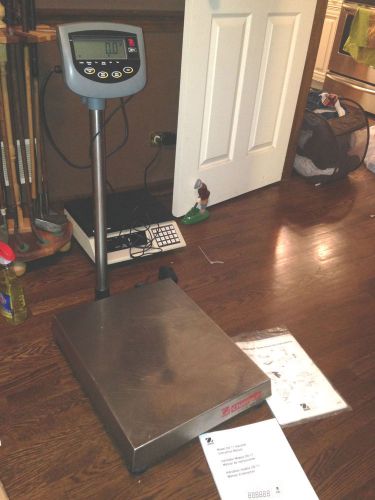 OHAUS 250 LBS Platform Floor Scale with CD11 Industrial Indicator Champ II