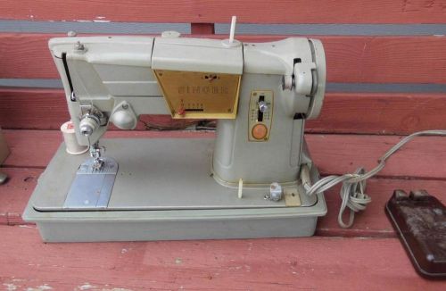 SINGER 328K HEAVY DUTY SEWING MACHINE LEATHER DENIM CANVAS SHIRTING WORKS TESTED
