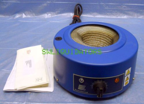 This is a good working Electrothermal CM 0500/CE MK1, Heating Mantle