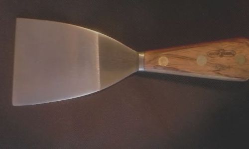 (1) Dexter Russell Stiff Pan/Griddle/Grille Scraper with Hardwood Handle.#525-3