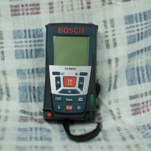 Bosch GLR 825 Laser Distance Measurer