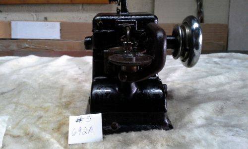 Fur sewing machine flat head/&#034;closing machine&#034; for sale