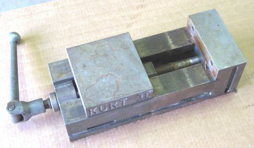 Kurt 2 ii  pt600a milling machine 6&#034; wide jaws precision mill vise opens 7-1/4&#034; for sale