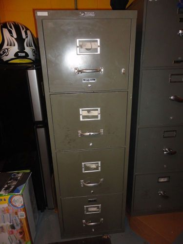 Vintage Victor Fire Master fire proof 4 drawer file cabinet safe &#034;with key&#034;