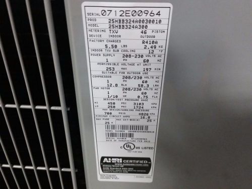 Carrier heat pump 25hbb324a300 condenser 13 seer 208/230 v 1ph for sale