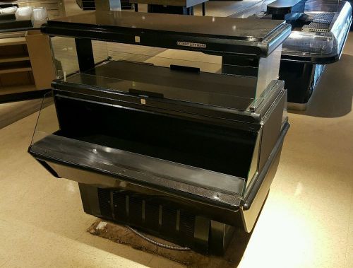 CSC / Hussmann, Hot, Cold food bar / Rotisserie chicken display and Refrigerated