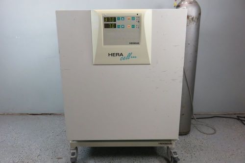 Thermo Scientific HeraCell 240 Incubator with Warranty Video in Description