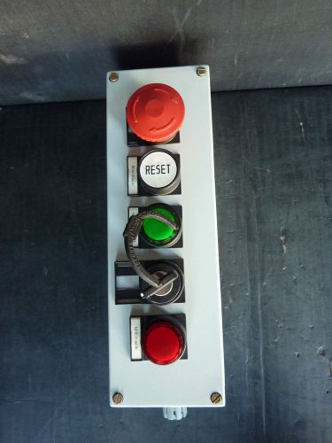 Allen Bradley 800E-5M Push Button Enclosure With Control Switches