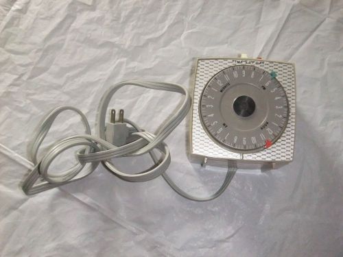 Vintage AMF Paragon Electric Company Model PCT7-0 Lamp Timer