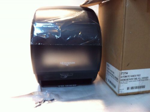 Monogram Hands Free Automatic Paper Towel Roll Dispenser Model 247 New In Box