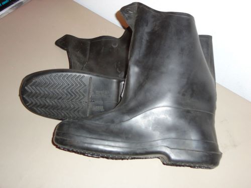 TINGLEY MEN&#039;S RUBBER WORK BOOT SIZE LARGE