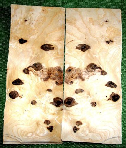 18 leafs @ 12-1/8&#034; x 4-3/8&#034; of Knotty White Ash Burl Bookmatched Veneer (#v1390)