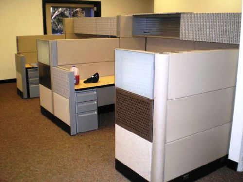 Office Partition Cubicles - 4 Connected - Local Pickup in City of Commerce, CA