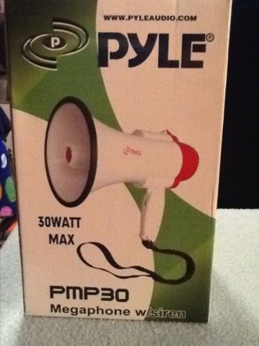 Pyle-Pro PMP30 Professional Megaphone/Bullhorn with Siren,  New
