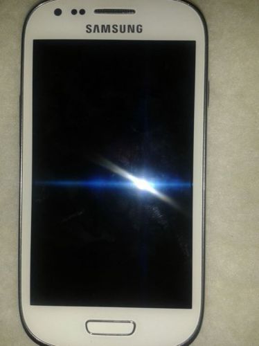 Samsung Galaxy S III mini GT-I8190 - 8GB Marble White UNLOCKED - MINT CONDITION