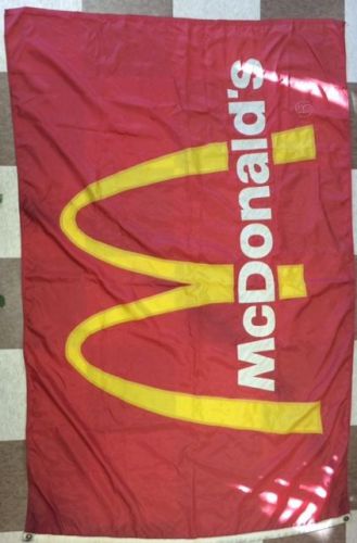 Extremely Rare Vintage McDonald&#039;s Nylon Flag NO White Spots GUARANTEED