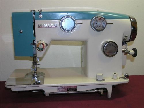 Heavy duty white/toyota industrial strength sewing machine, upholstery, denim for sale
