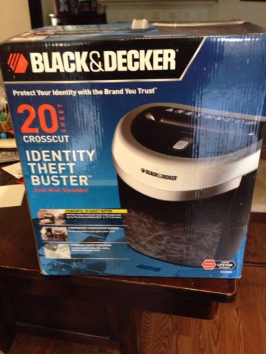 NEW IN BOX 20 Sheet Crosscut Shredder Identity theft Buster. Black and Decker.