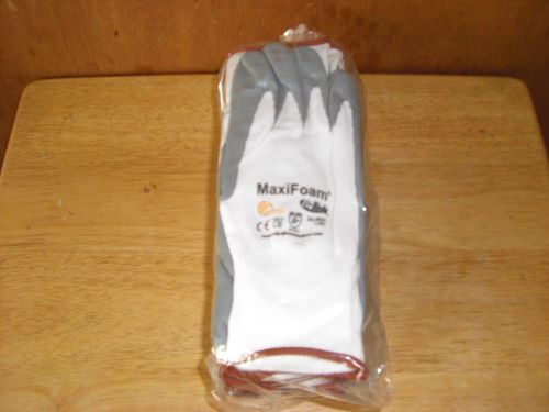 pip maxifoam g-tek premium nitrite foam coated gloves large 12 pack 34-800-l