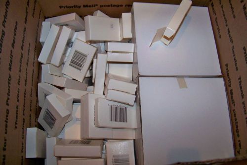 LOT OF 225 PIECES FLIP TOP PACKAGING BOXES SIZE 1 &amp;1/2 BY 2 &amp; 1/2