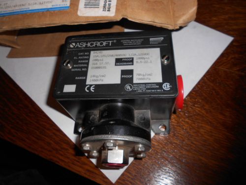 NEW ASHCROFT SNAP ACTION 0-200PSI 15A 125/250VAC PRESSURE SWITCH B424S