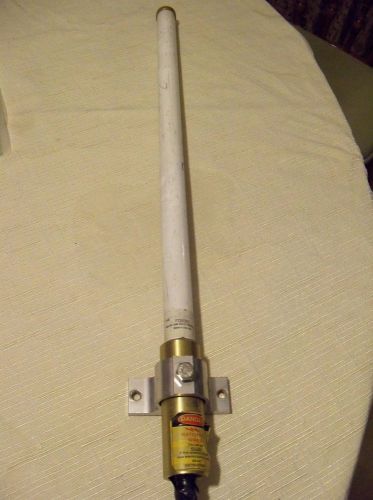 ANTENEX LAIRD FG 8063, 3 DB+ 800-900 MHZ  BASE/ REPEATER ANTENNA WITH MOUNTING