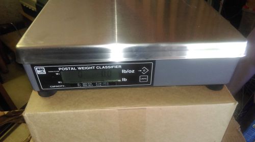 AVERY WEIGH-TRONIX  NCI-7620 (100 LB) SHIPPING SCALE (6 MONTH OLD)