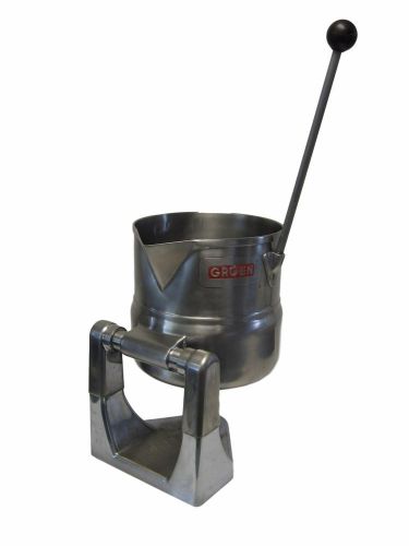 Groen TDC-10 Tilting Stainless Steel Counter-Top Steam Kettle 10 QT 2.5 Gallon